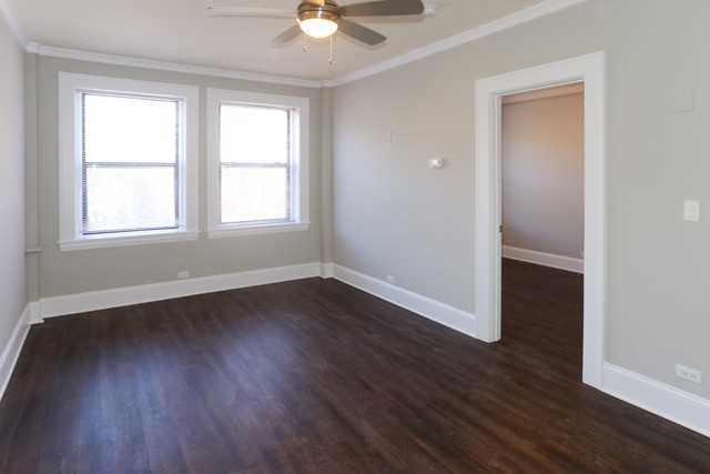W Lakeside Pl & N Clarendon Ave - Photo 4 of 15