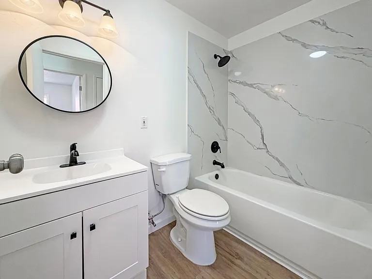 7827 Glen Tree Drive - Photo 7 of 8