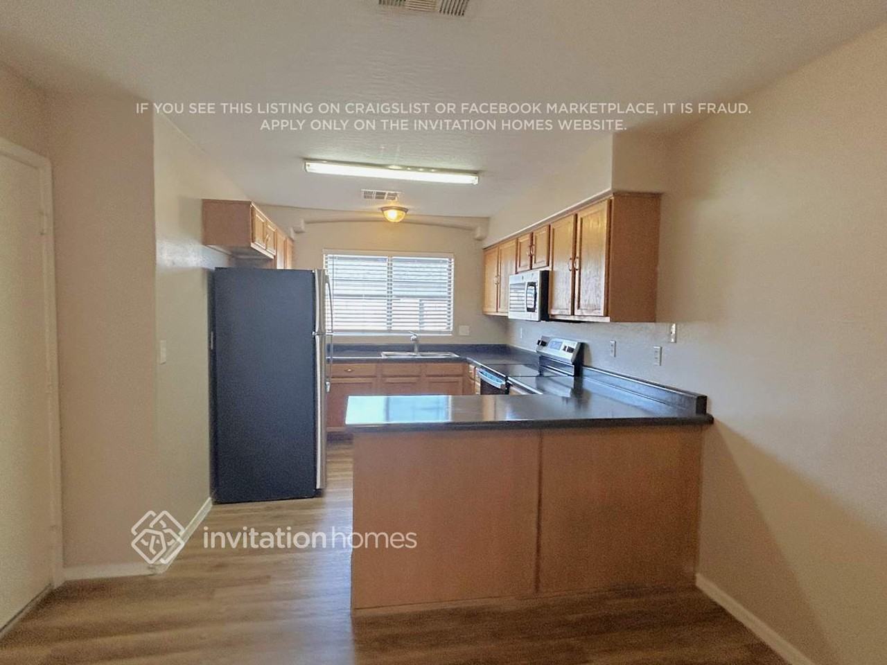 7223 S 3rd Ave - Photo 5 of 10