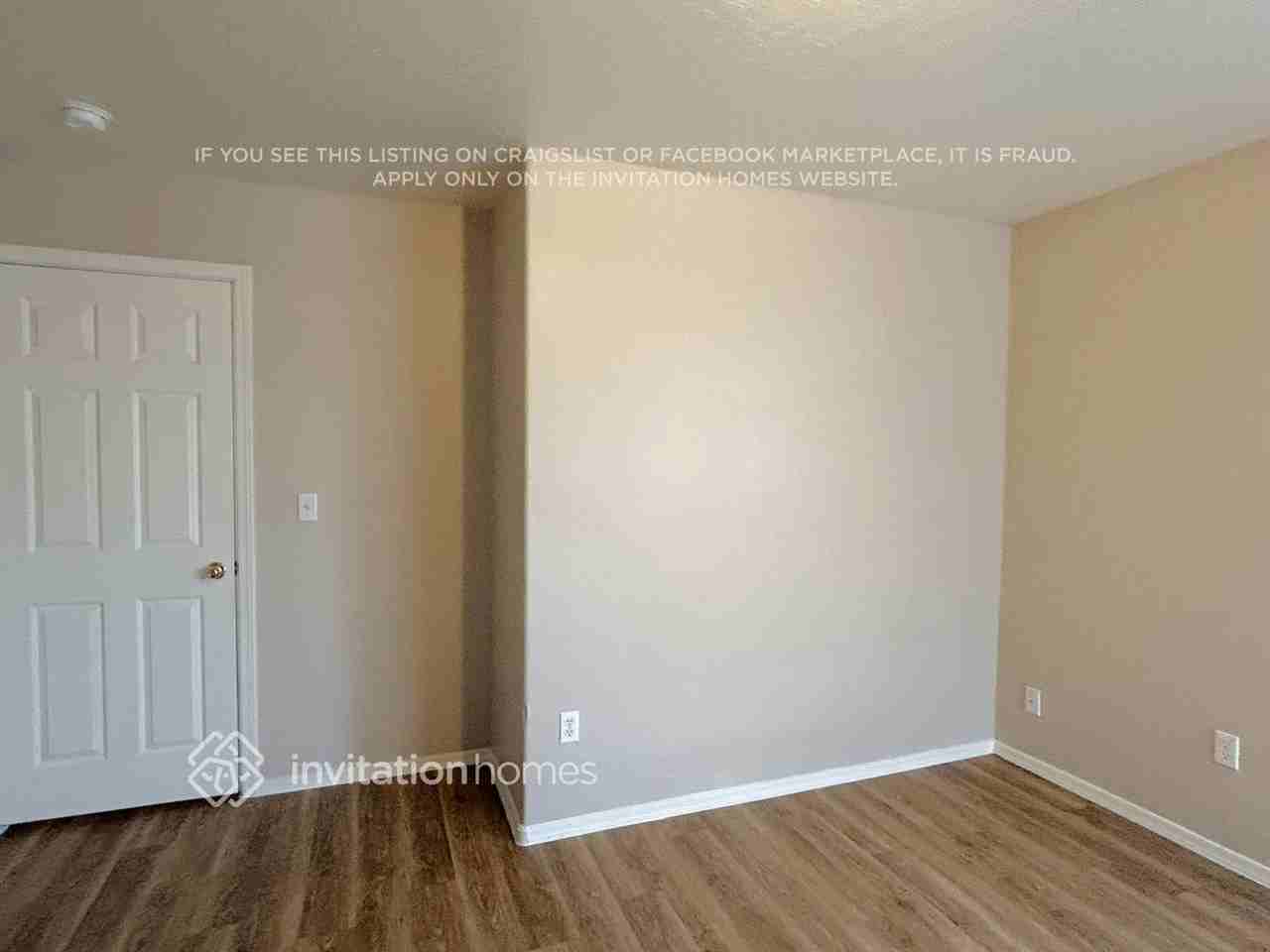 7223 S 3rd Ave - Photo 6 of 10