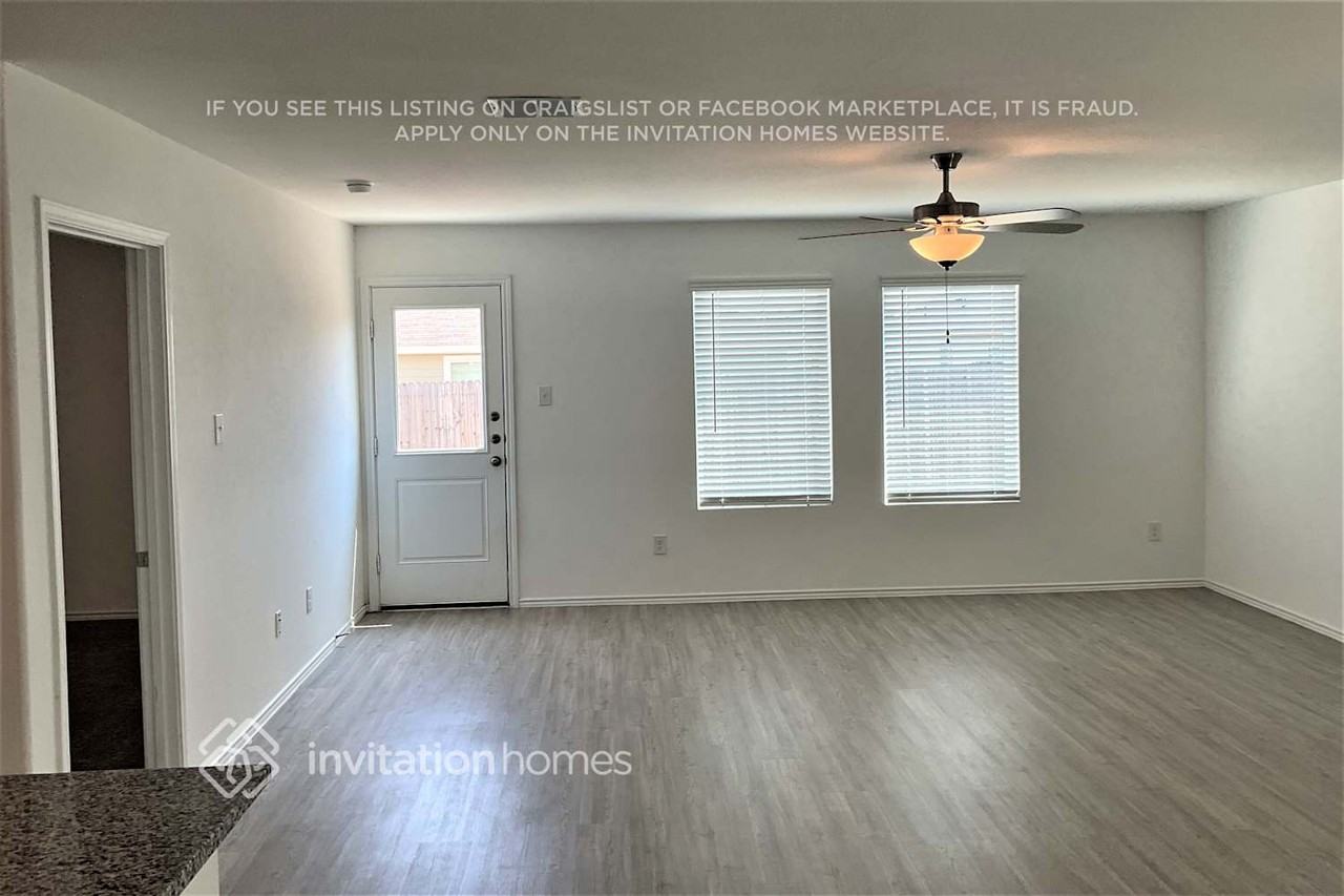 10229 Hackberry Spring Way - Photo 5 of 15