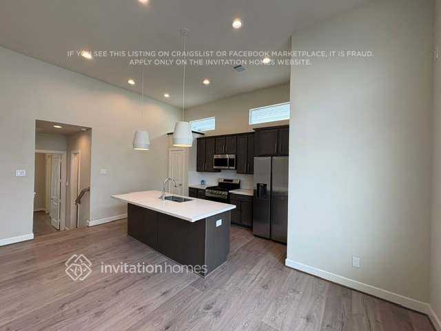 714 Wilshire Brook Ln - Photo 4 of 16