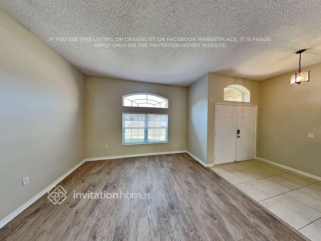 1395 Valhalla St - Photo 3 of 18