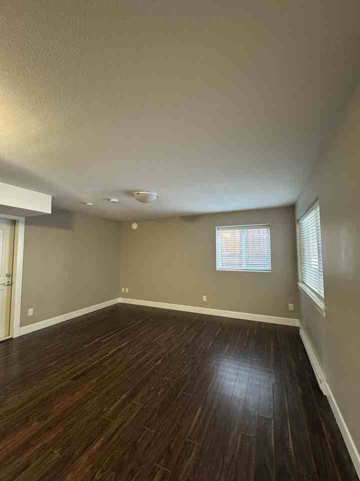 Galloway Ave & Hames Cres #BSMT - Photo 2 of 10