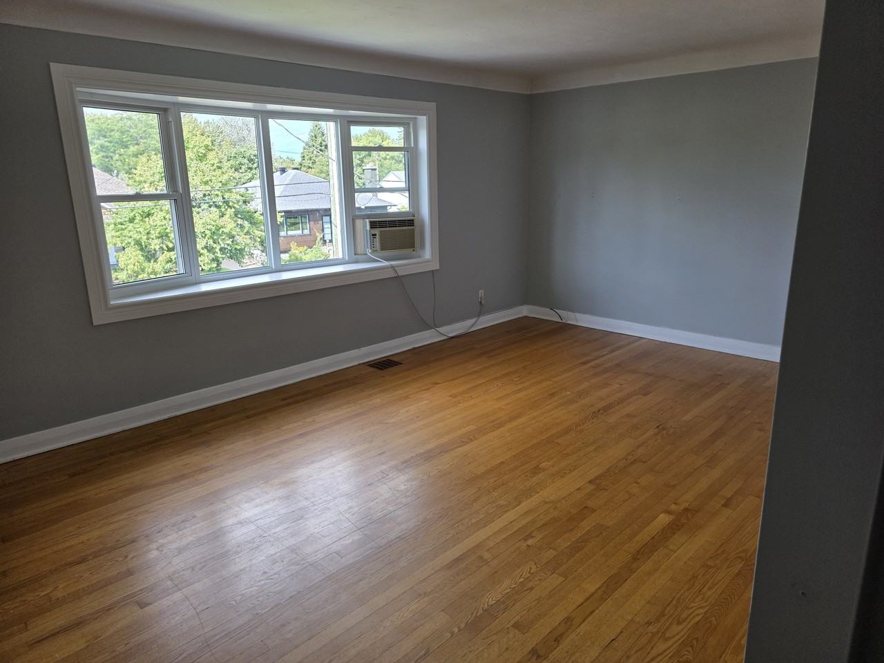 88 West Presland Road - Photo 2 of 7