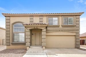 featured image of 7925 W Claremont St
