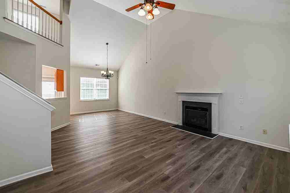 6827 Blake Brook Dr - Photo 4 of 17