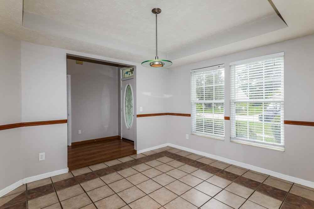 401 Creekstone Dr - Photo 6 of 17