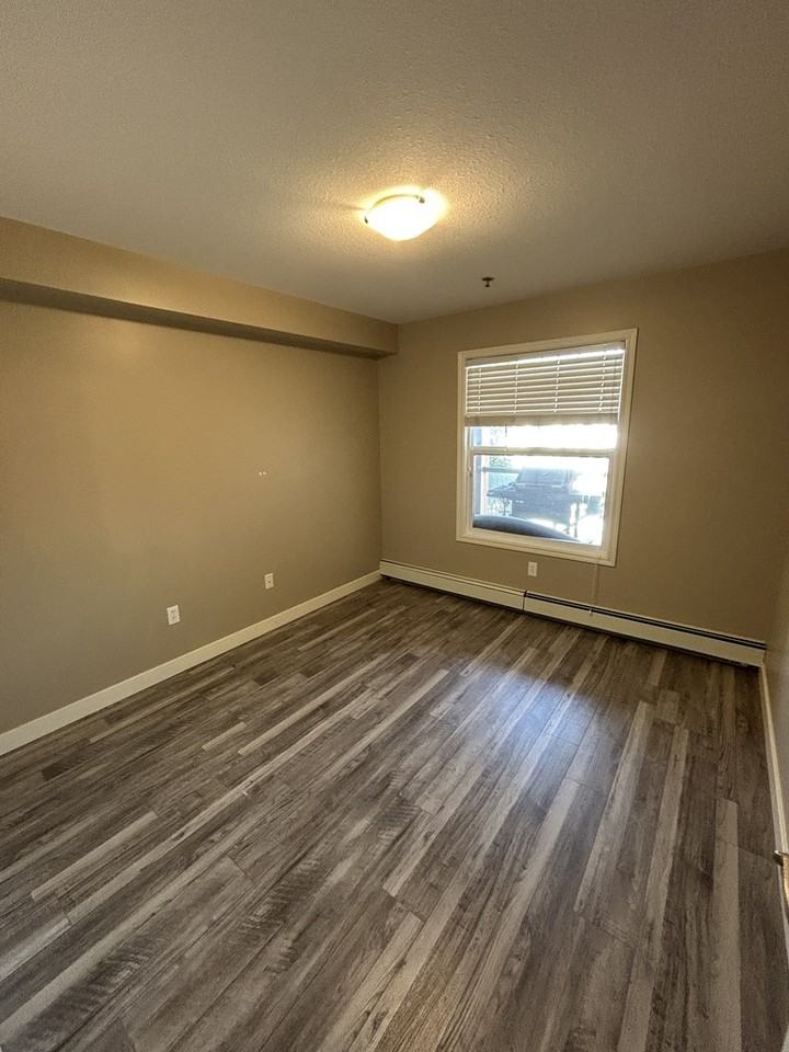 326 Herold Rd - Photo 4 of 20