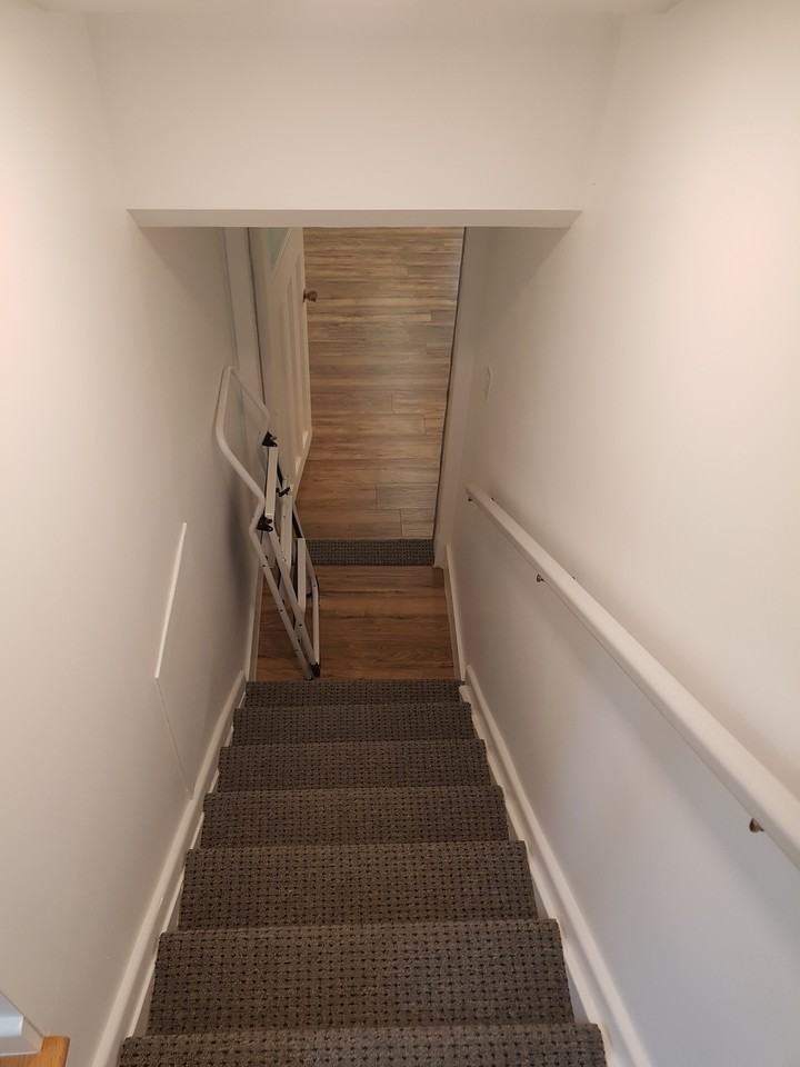 238 Byron Ave - Photo 2 of 10