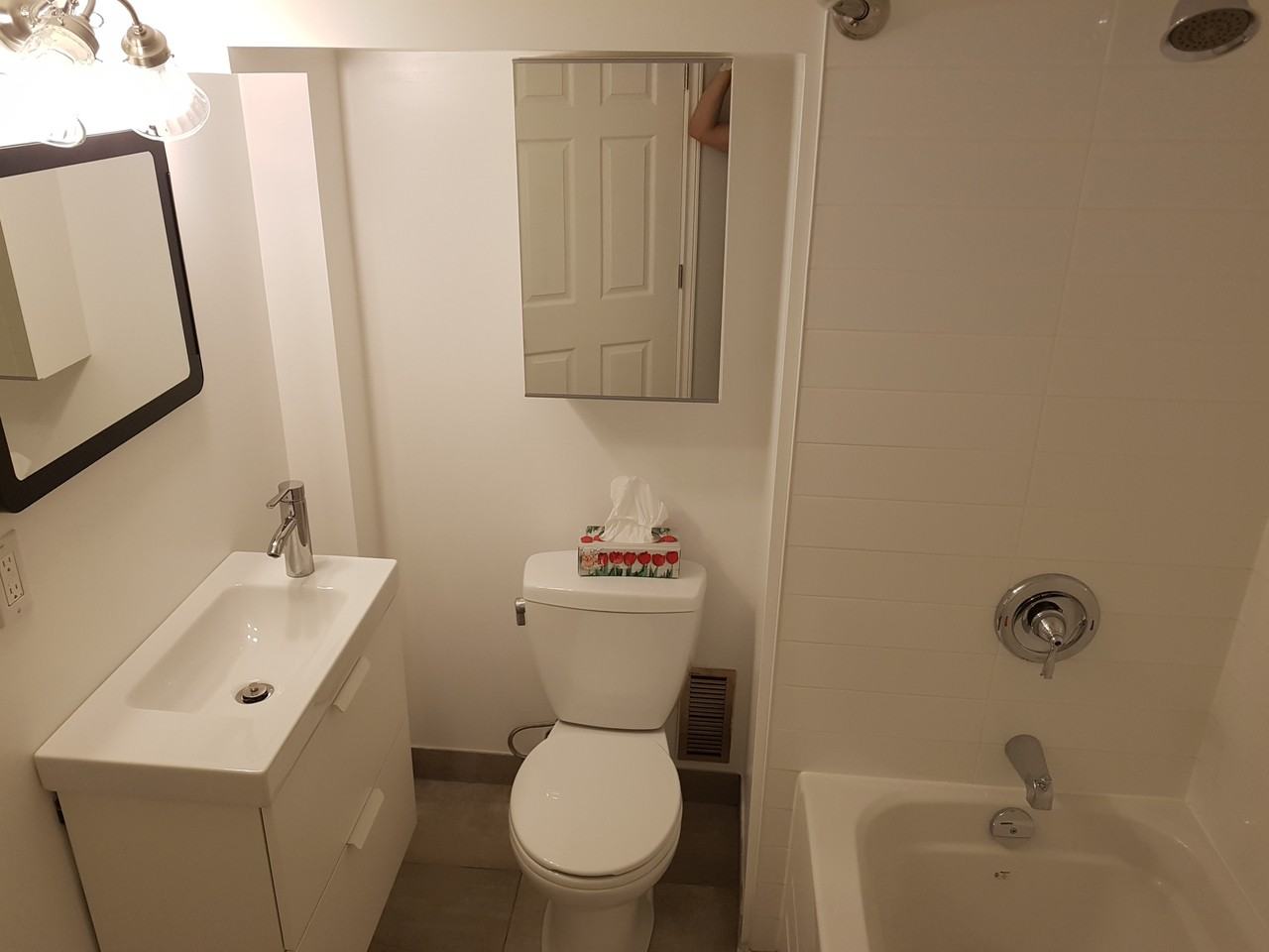 238 Byron Ave - Photo 7 of 10