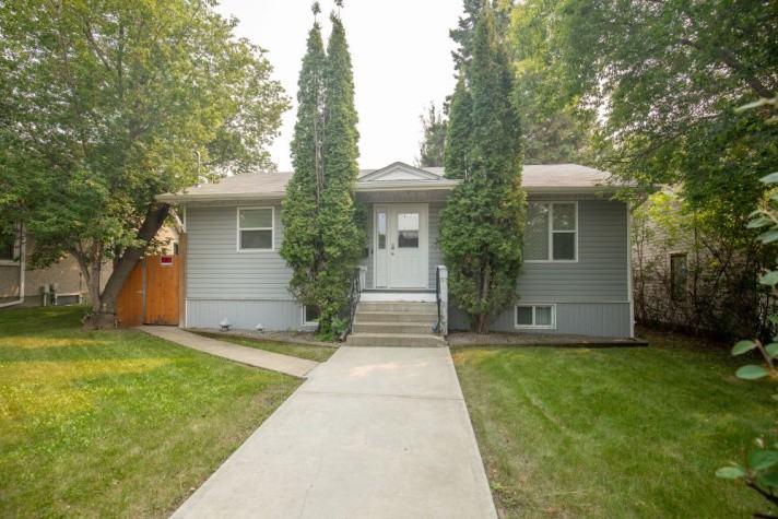 4125 51a St - Photo 2 of 32