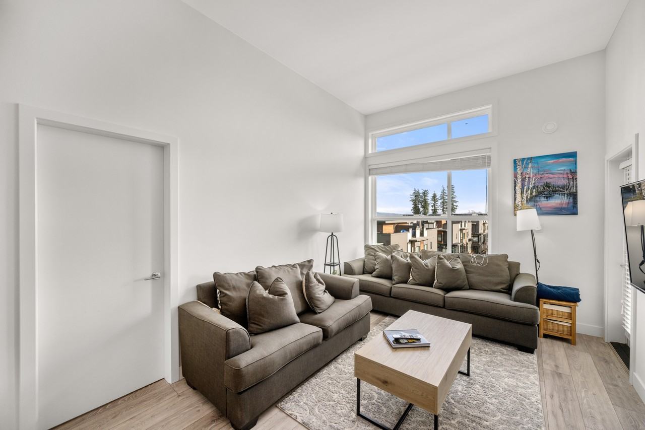 7809 209 St - Photo 4 of 15