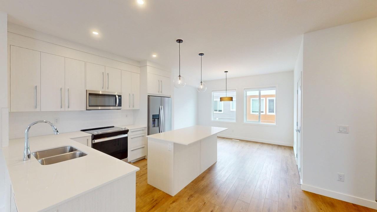 280 1702-280 Chelsea Rd - Photo 3 of 21
