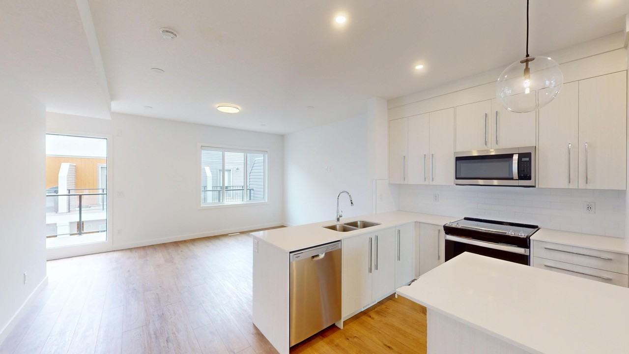 280 1702-280 Chelsea Rd - Photo 4 of 21
