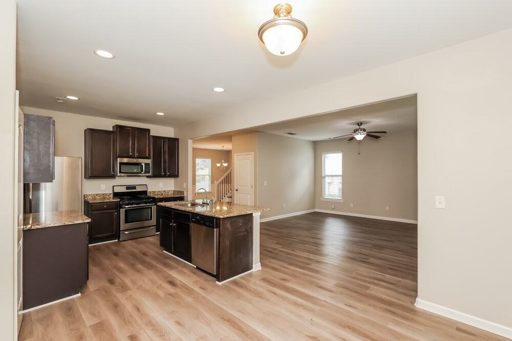 4485 Belcamp Rd - Photo 7 of 17