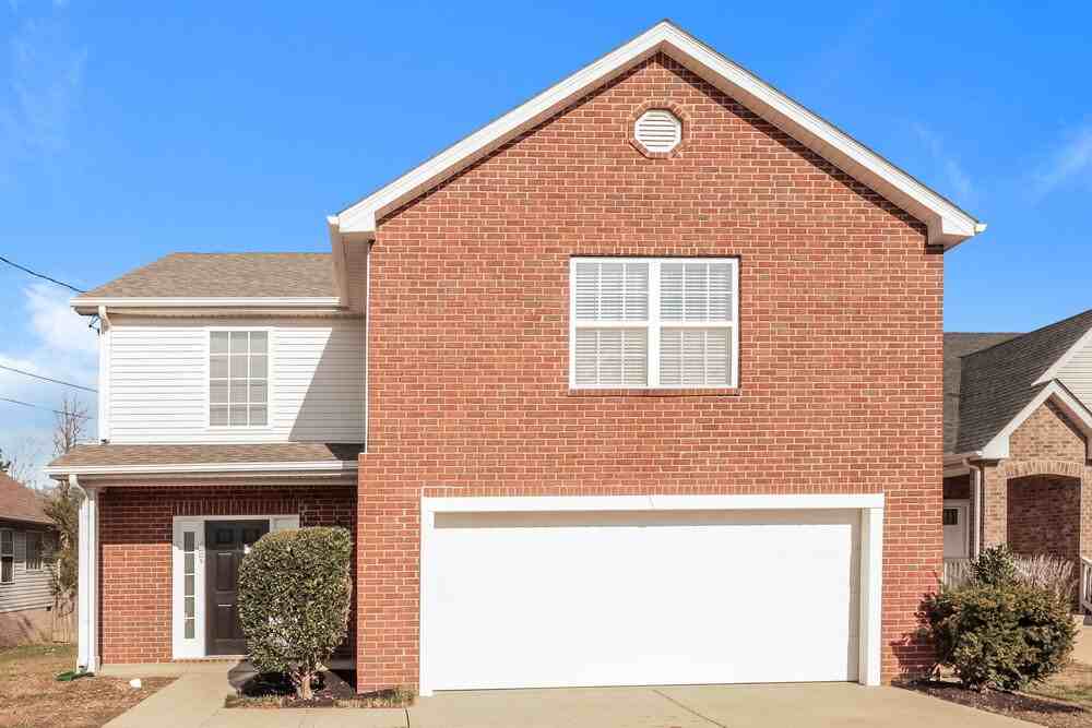 2805 Windcrest Trl