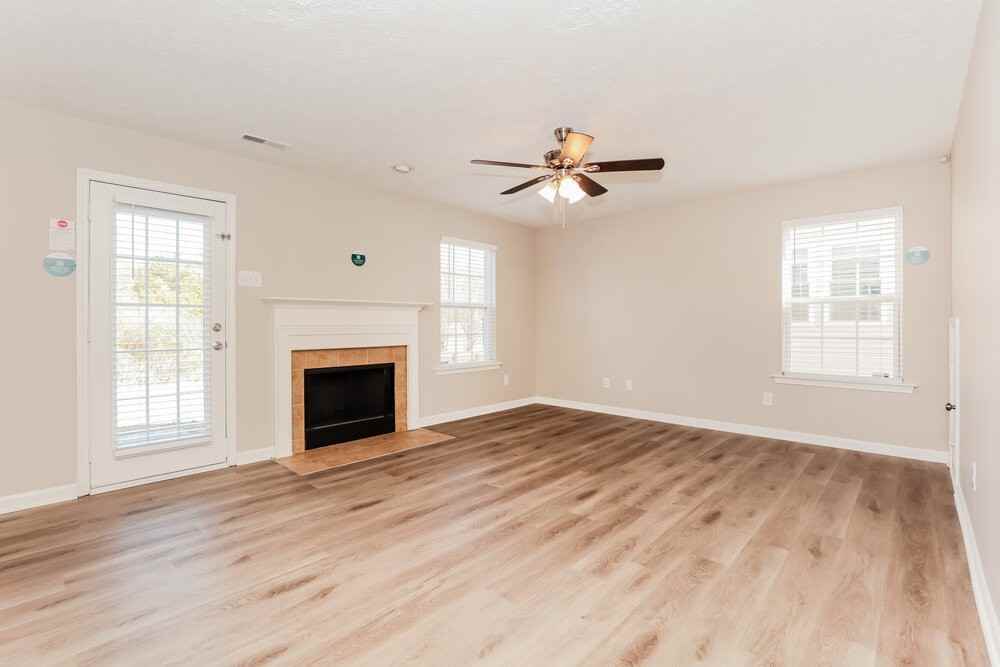 2805 Windcrest Trl - Photo 5 of 20