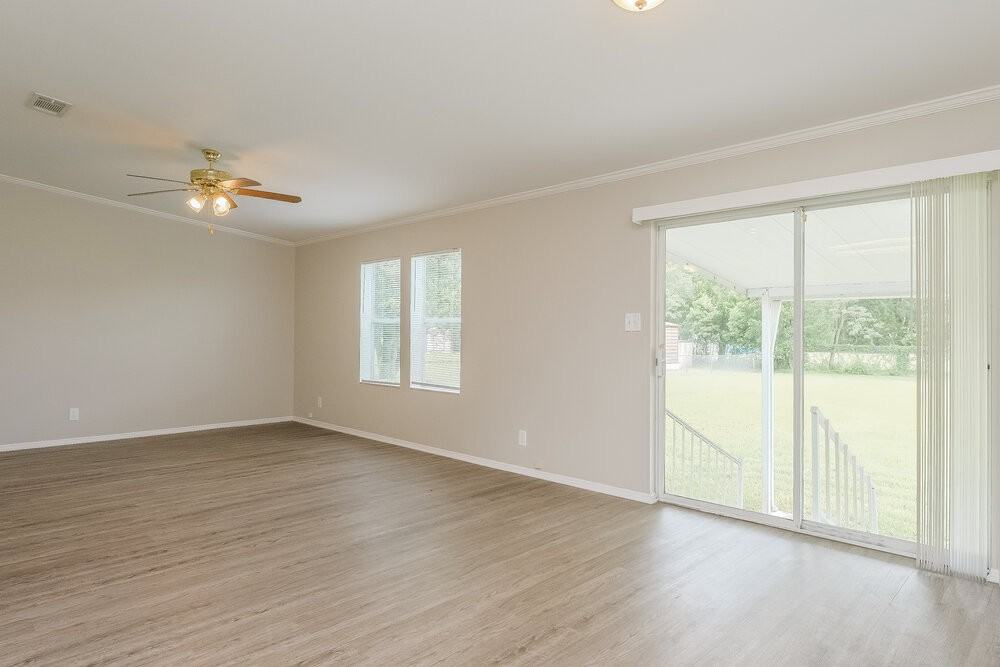 33839 Coddle Ct - Photo 6 of 16