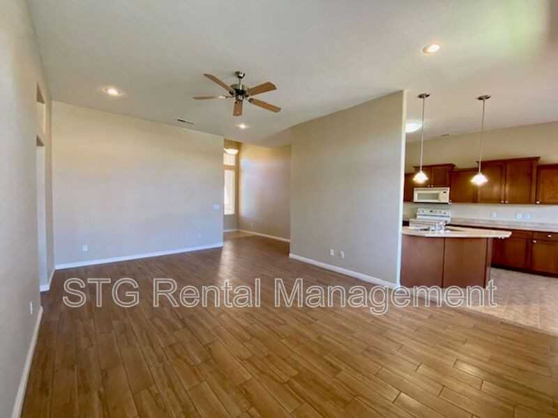 394 Northeast - Photo 3 of 41