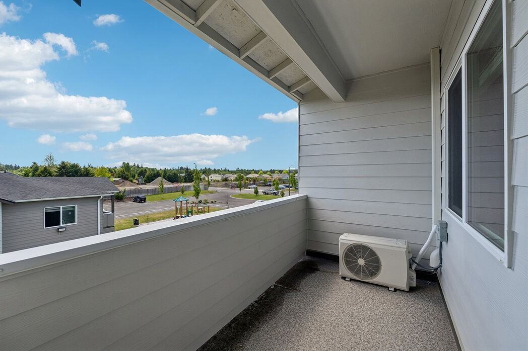 Ridgeline Apartments - Photo 4 of 30