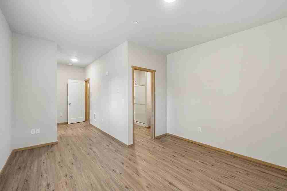 Ridgeline Apartments - Photo 7 of 30