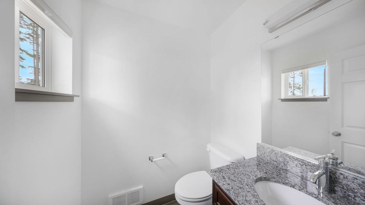 120 Ne 10th Ave #C4 - Photo 7 of 17