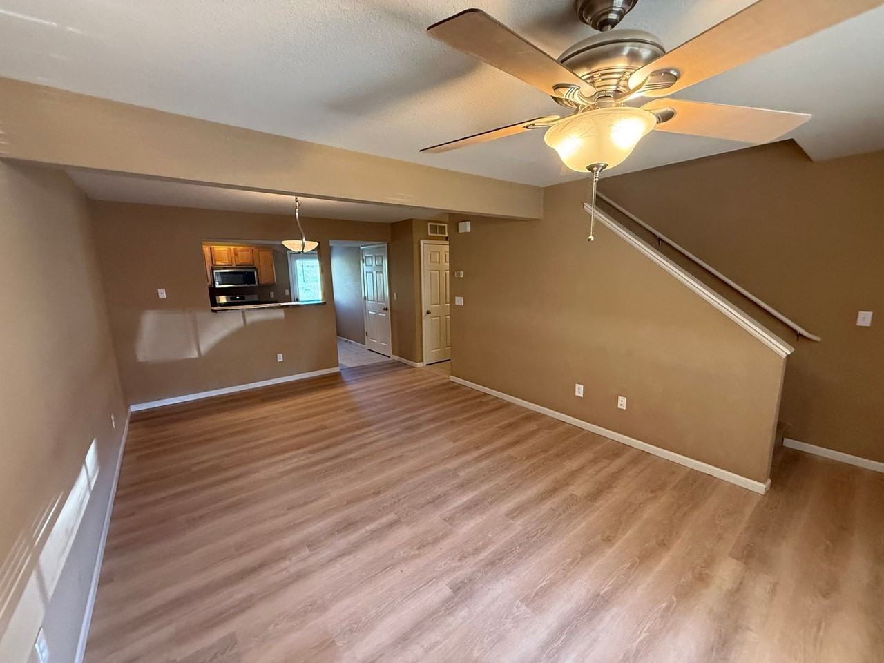 3922 Snowy Owl Dr - Photo 4 of 29