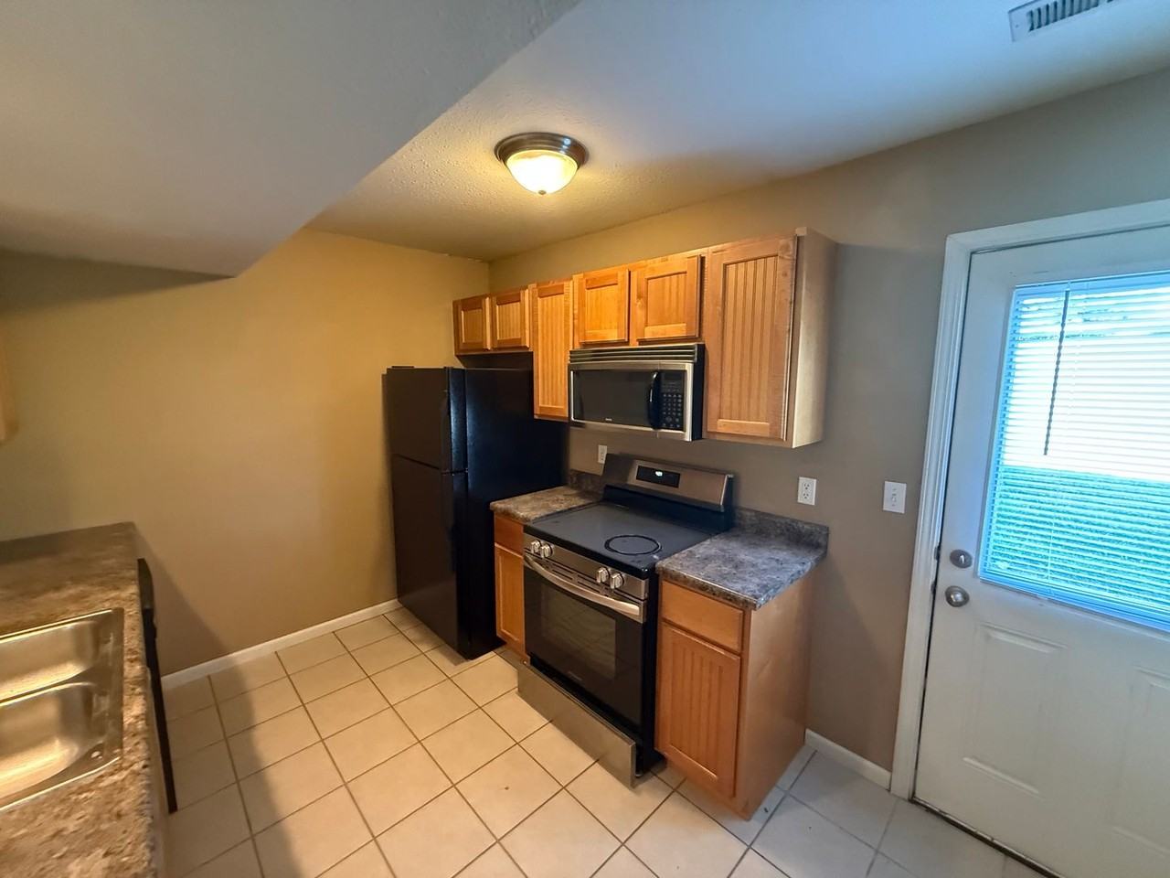 3922 Snowy Owl Dr - Photo 6 of 29
