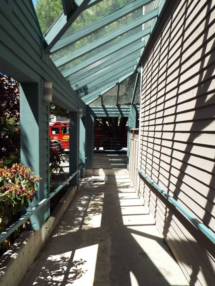 Oswego Apartments - Photo 4 of 50