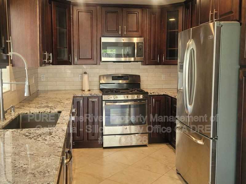 3238 Hilary Dr - Photo 4 of 23