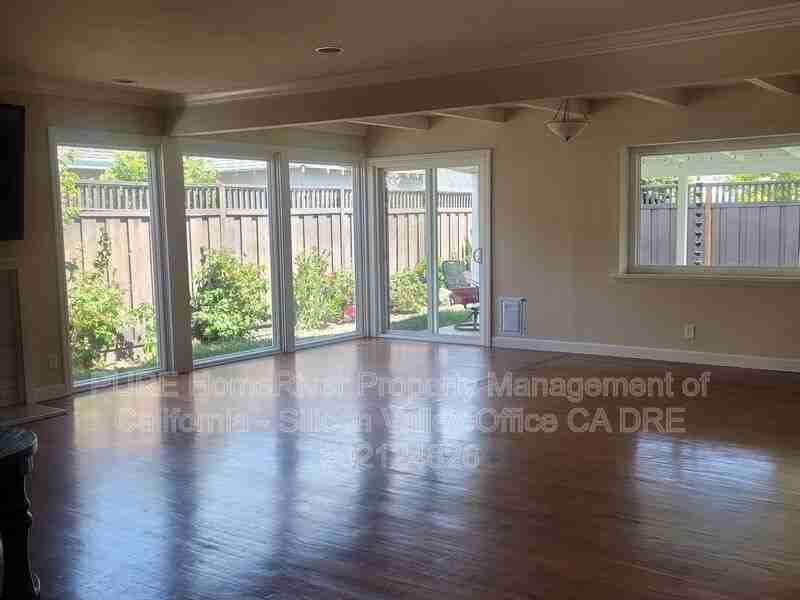 3238 Hilary Dr - Photo 5 of 23