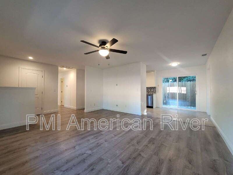 2815 Santa Buena Way - Photo 4 of 18