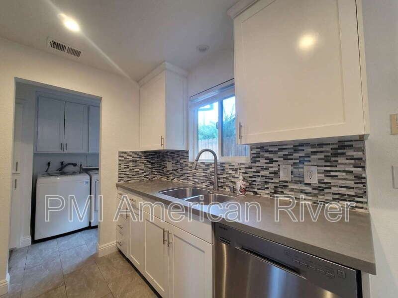 2815 Santa Buena Way - Photo 5 of 18