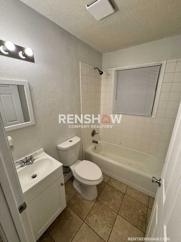 2775 Waverly Ave - Photo 5 of 10