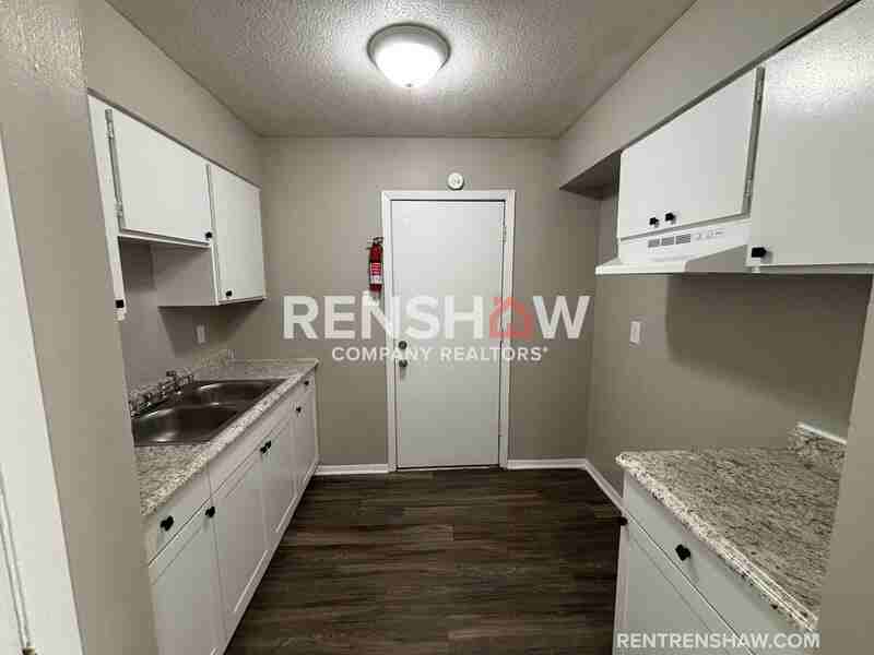 659 Mcconnell St - Photo 4 of 11