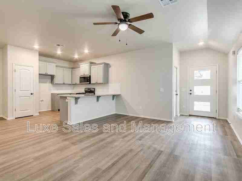 10541 Lawson Place Rd - Photo 2 of 33