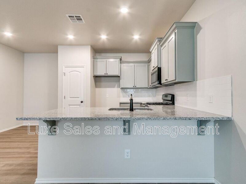 10541 Lawson Place Rd - Photo 7 of 33