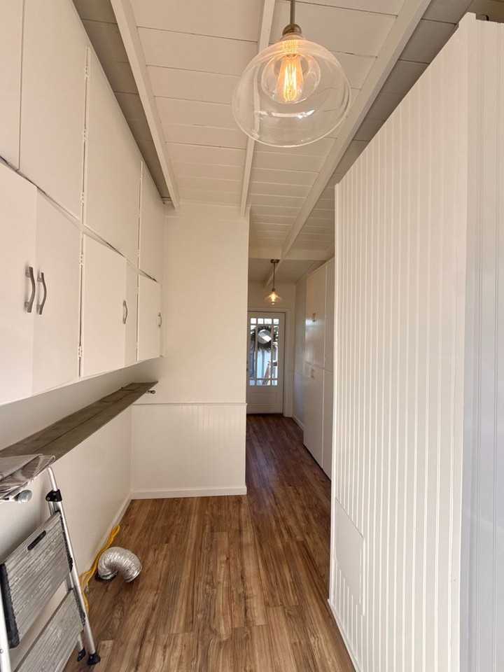 1630 Hillcrest Rd - Photo 4 of 17