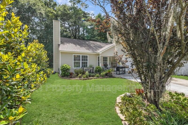7317 Leghorn St - Photo 2 of 40