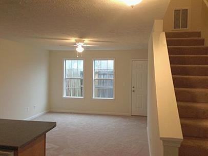 408 Park Avenue - Photo 3 of 14