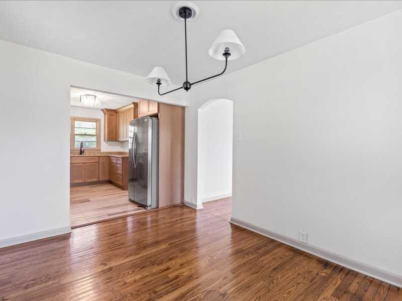 4120 Foley Dr - Photo 3 of 10