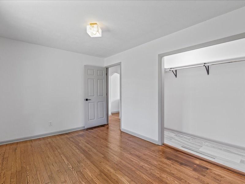 4120 Foley Dr - Photo 6 of 10