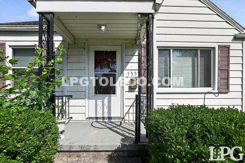 1357 Corry Ave - Photo 2 of 35