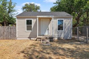 1217 Sw 17th St #1 - Photo 1 of 1
