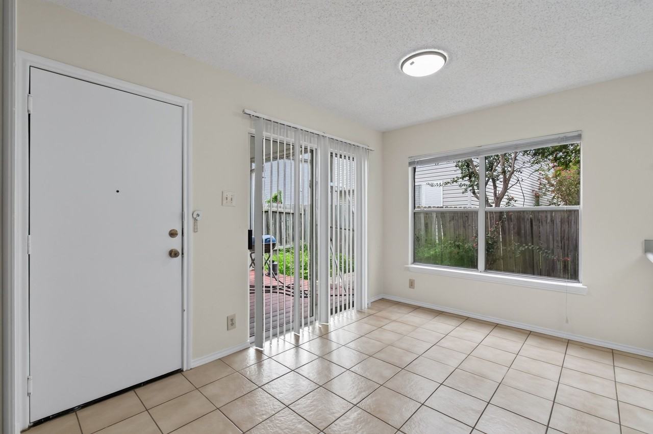 8910 Kenton Mist #1 - Photo 5 of 19
