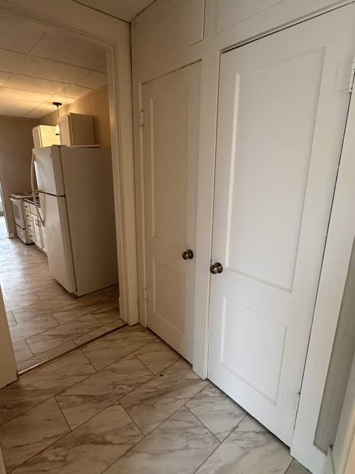 116 N 12th St #B - Photo 7 of 12
