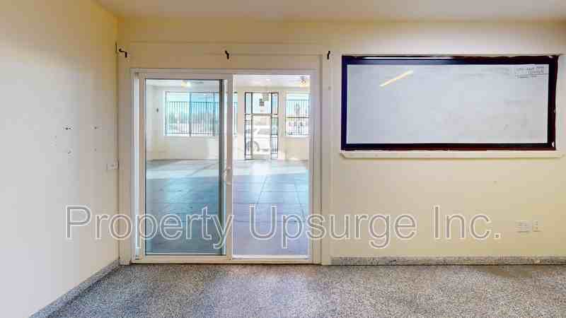 415 E 10th St - Photo 4 of 17