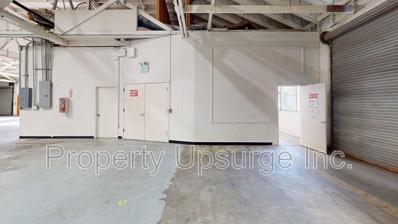 415 E 10th St - Photo 7 of 17