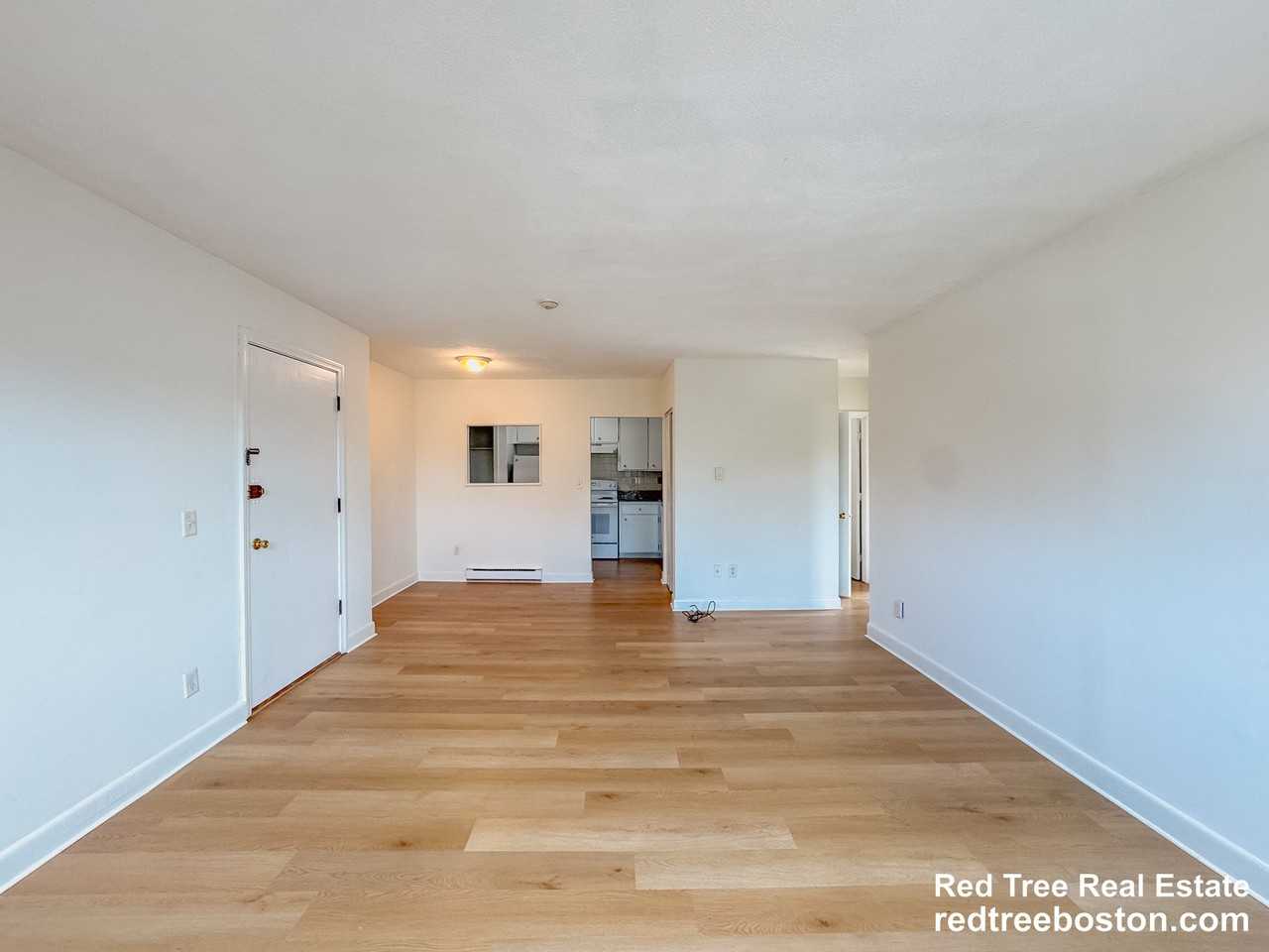 11 Hodges Ave #10